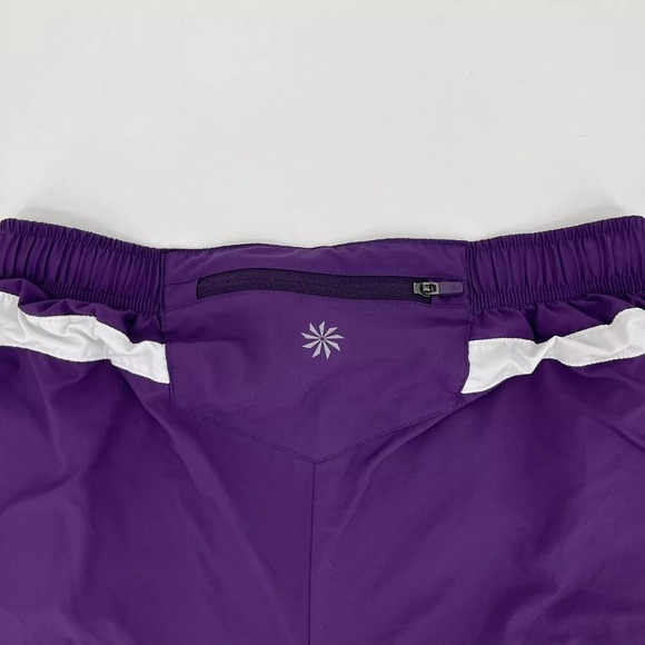 Athleta Active Shorts Women's Size‎ S Purple Zip Pocket Lined Gym Yoga - Picture 9 of 9